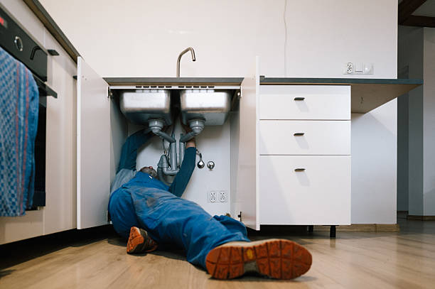 Professional Leak Detection technician working in East Earl, PA